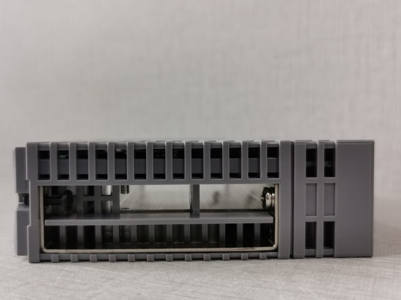 Yokogawa AAI141-S00 YOKOGAWA AAI141-S00 STYLE 2 ANALOG INPUT MODULE- WITH OLD STOCK BOX 9