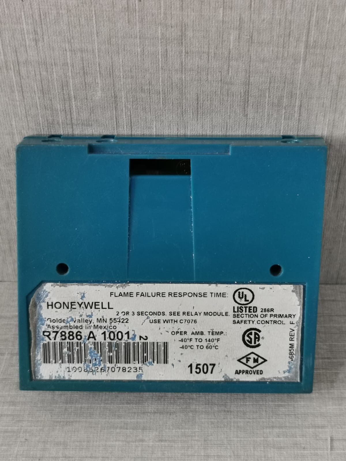 Honeywell R7886A1001 HONEYWELL R7886A1001 FLAME FAILURE RESPONSE TIME ULTRAVIOLET AMPLIFIER 7