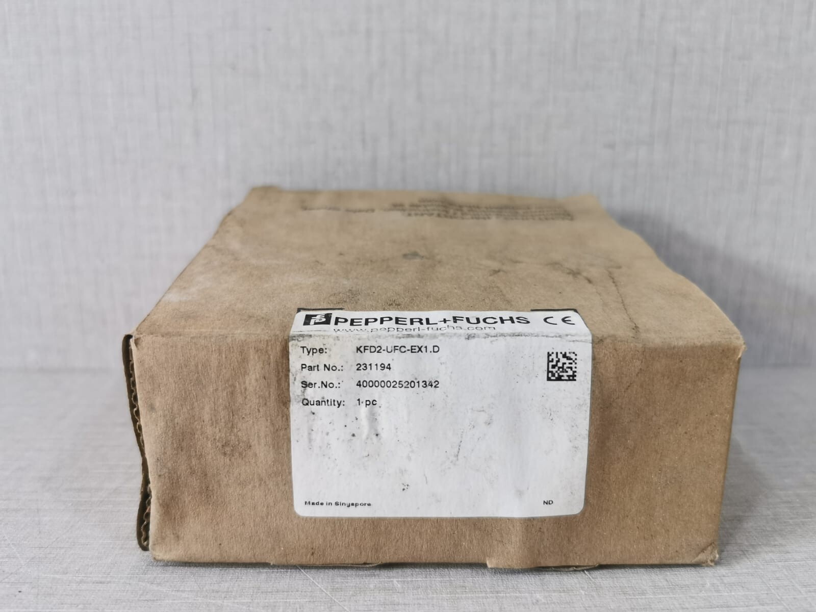 Pepperl+Fuchs KFD2-UFC-EX1.D PEPPERL+FUCHS KFD2-UFC-Ex1.D FREQUENCY CONVERTER 231194- WITH OLD STOCK BOX 10