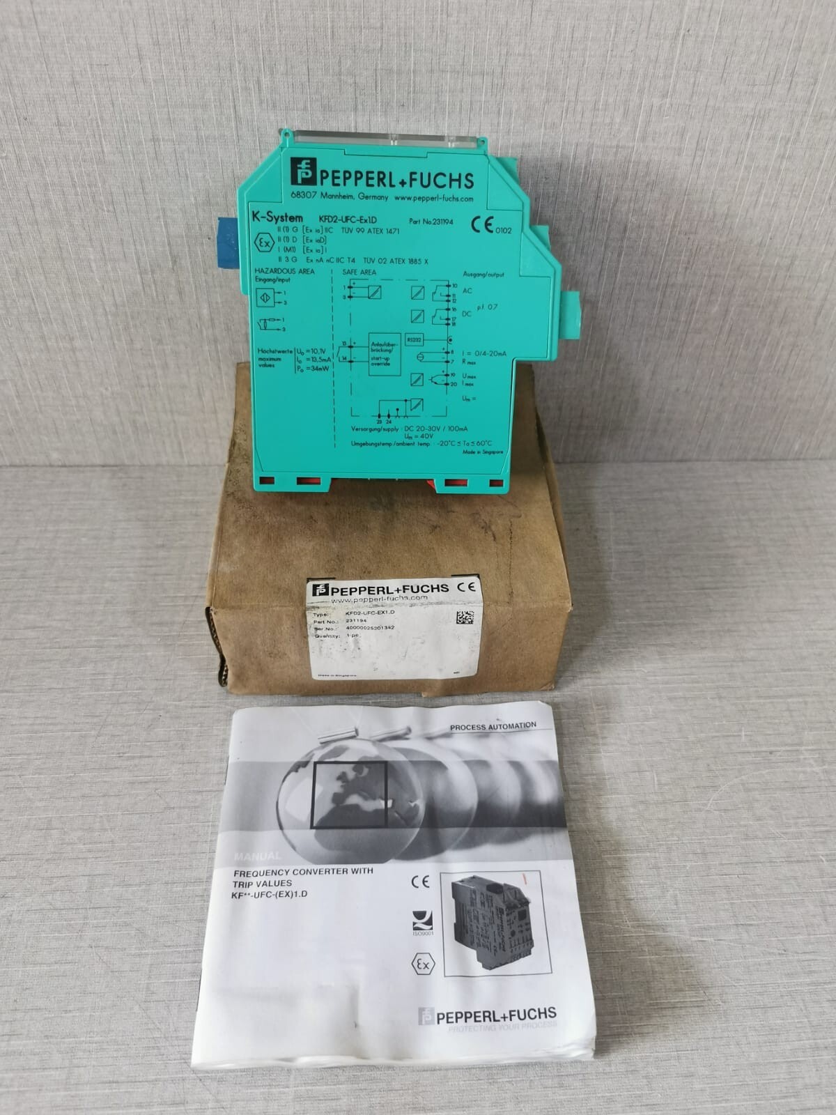 PEPPERL+FUCHS KFD2-UFC-Ex1.D FREQUENCY CONVERTER 231194- WITH OLD STOCK BOX