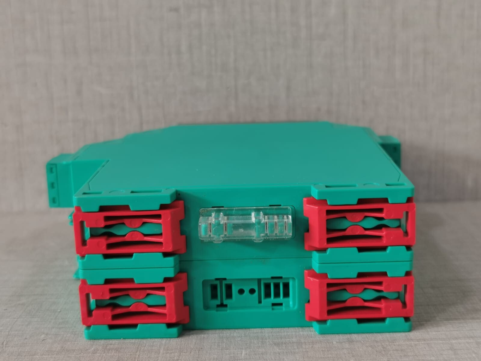 Pepperl+Fuchs KFD2-GUT-1.D PEPPERL+FUCHS KFD2-GUT-1.D TEMPERATURE CONVERTER 231224- WITH OLD STOCK BOX 8