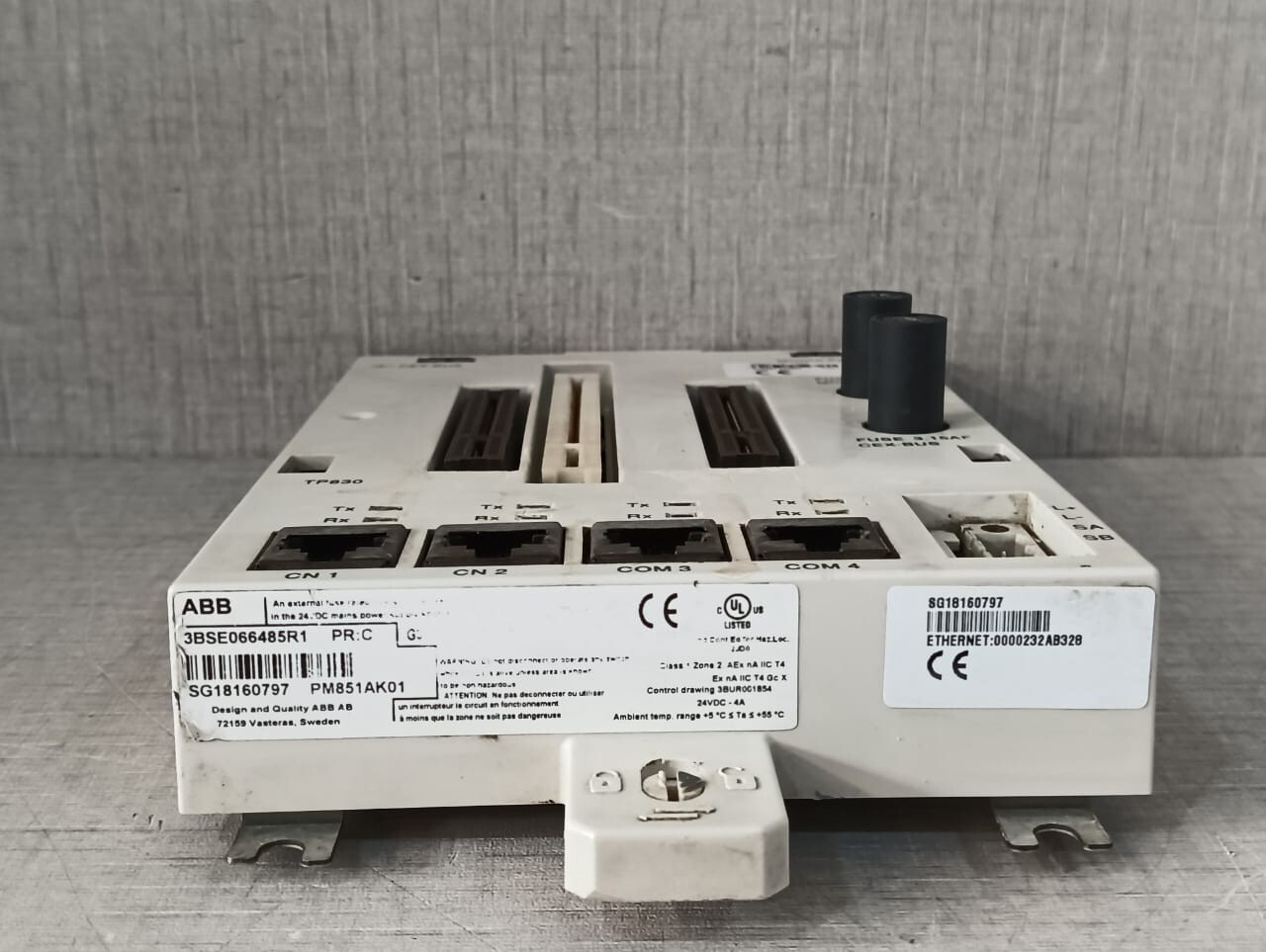 ABB PM851AK01 ABB 3BSE066485R1 PR:C PM851AK01 BASE MODULE 3BSE018114R1 / TP830 5