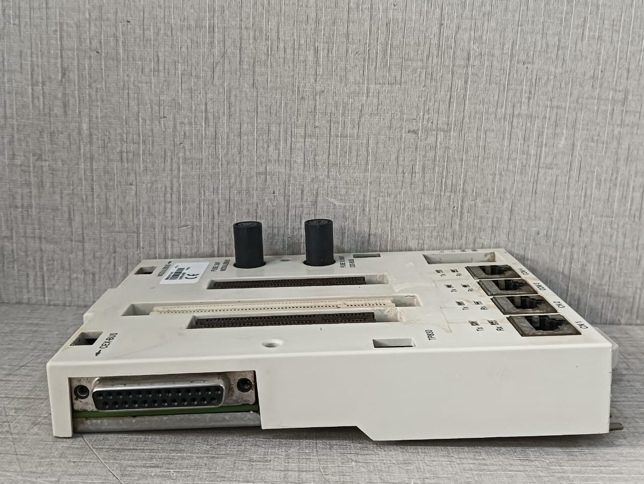 ABB PM851AK01 ABB 3BSE066485R1 PR:C PM851AK01 BASE MODULE 3BSE018114R1 / TP830 7
