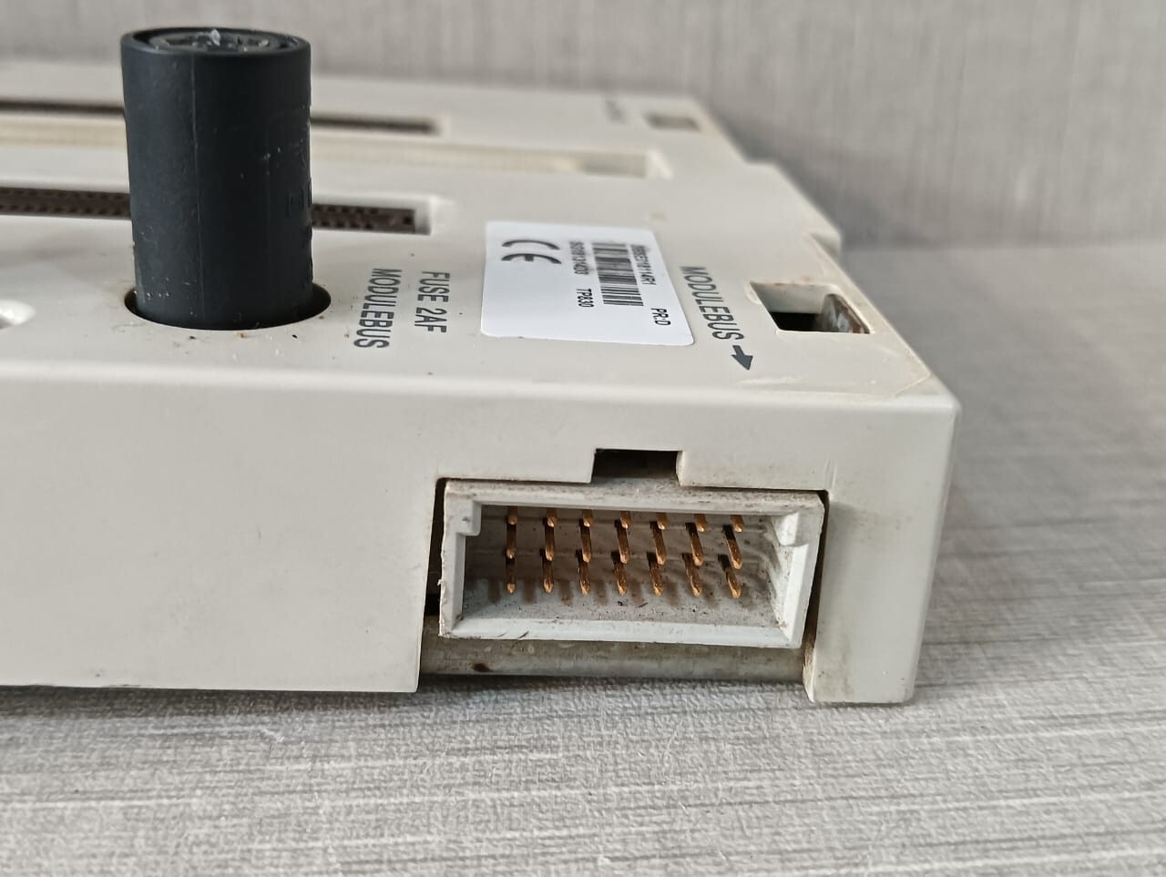 ABB PM851AK01 ABB 3BSE066485R1 PR:C PM851AK01 BASE MODULE 3BSE018114R1 / TP830 9