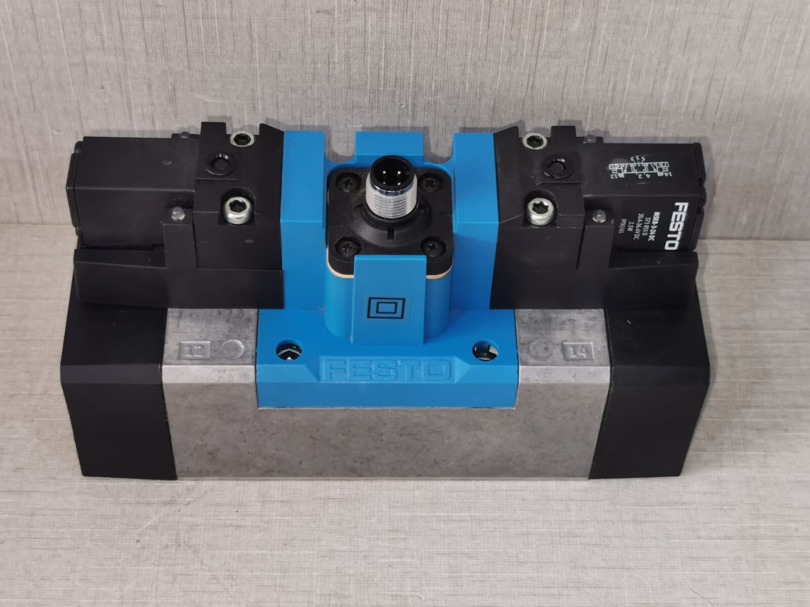 Festo VALVE-571492 FESTO MEBH-5/3G-D-2-S-ZSR-C-SA Solenoid Valve 571492 2