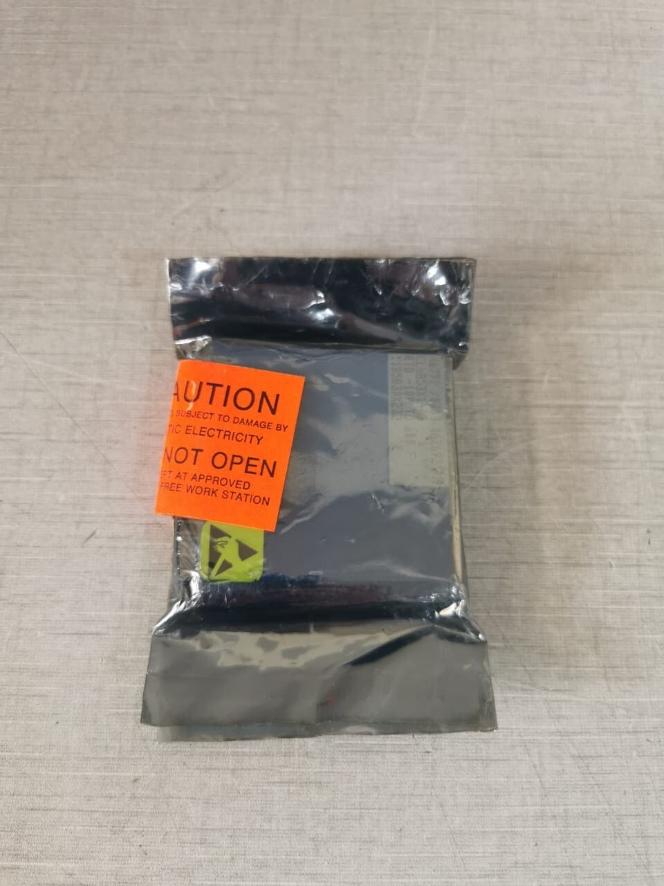 Fisher CL6853X1-A3 FISHER CL6853X1-A3 11B5830X232 E TEMPERATURE DETECTOR 6