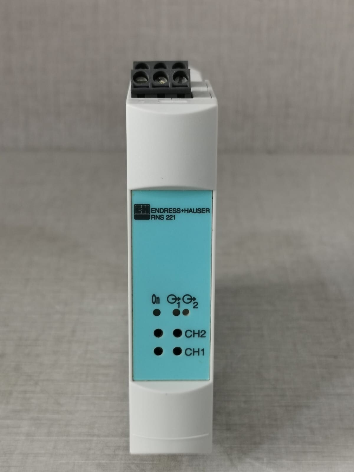 Endress+Hauser RNS221-A1 ENDRESS+HAUSER RNS221 TRANSMITTER SUPPLY RNS221-A1 2