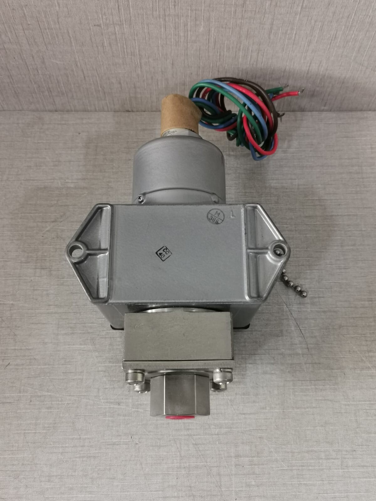 CCS PROOF-750 CCS 646DZE1 DIFFERENTIAL SWITCH PROOF 750 PSIG 52BAR 8