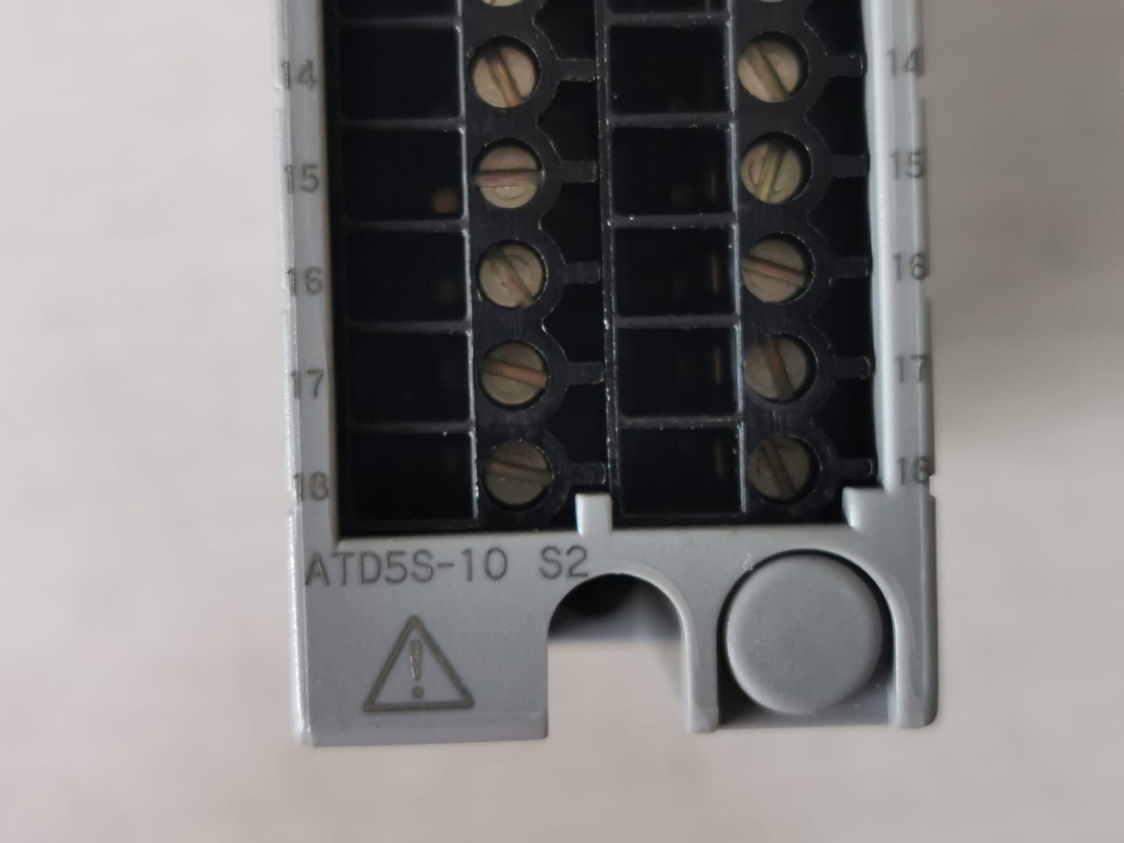 Yokogawa ADV551-P10 ADV551 YOKOGAWA ADV551-P10 S2 with ATD5S-10 S2 DIGITAL OUTPUT MODULE 3