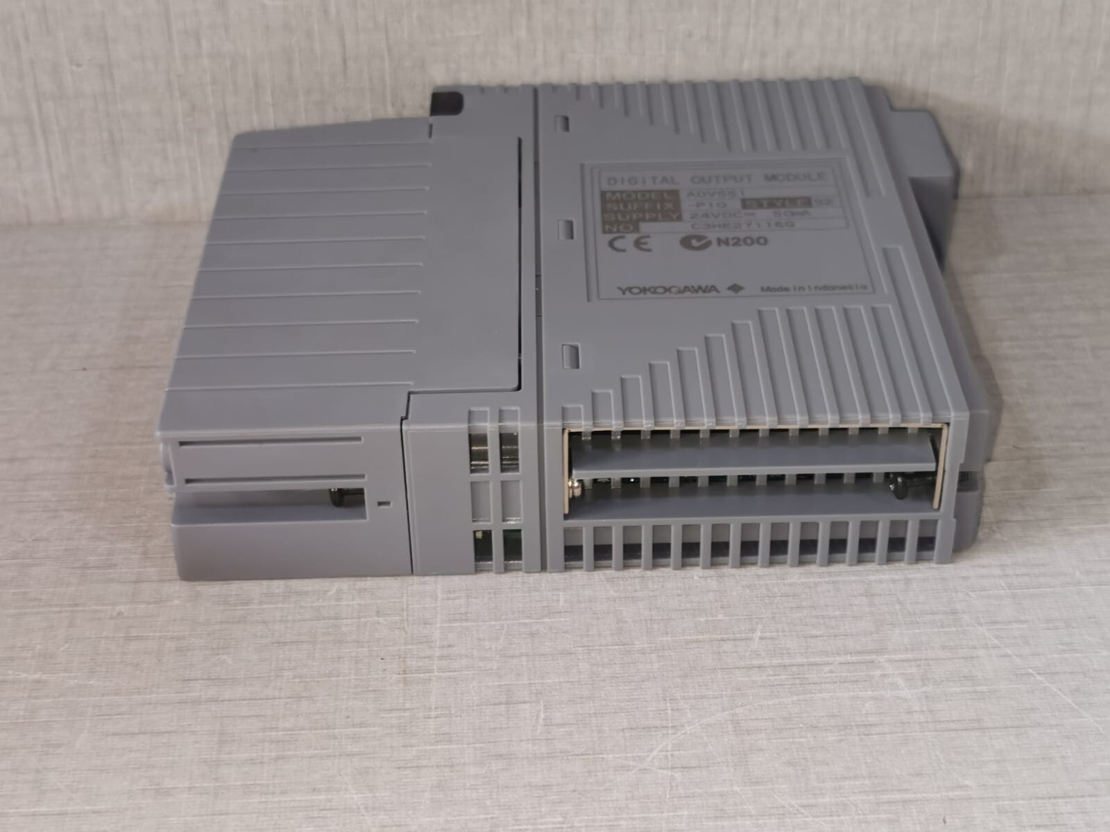 Yokogawa ADV551-P10 ADV551 YOKOGAWA ADV551-P10 S2 with ATD5S-10 S2 DIGITAL OUTPUT MODULE 9