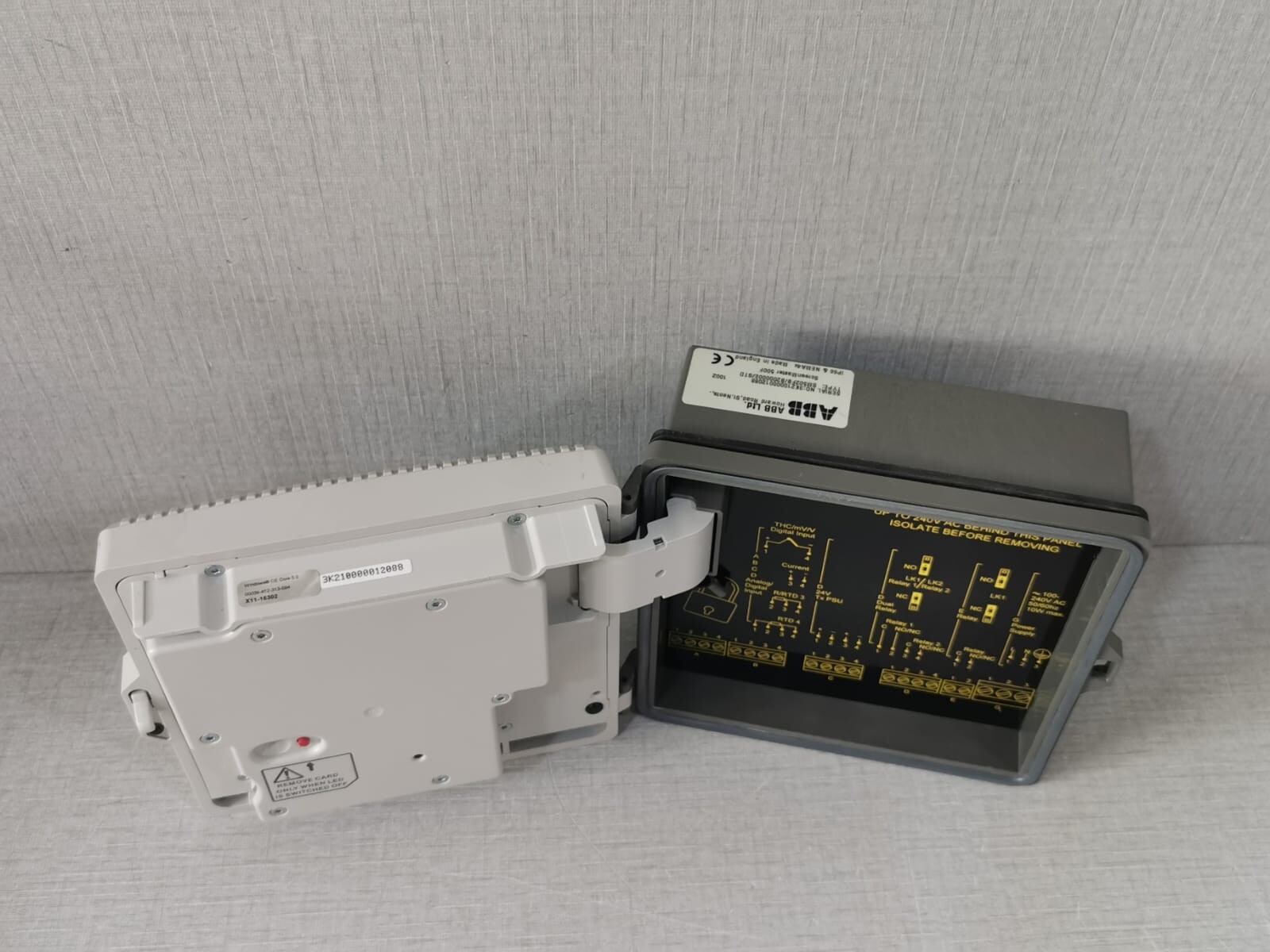 ABB SM502FB/B200000E/STD ABB SM500F FIELD-MOUNT PAPERLESS RECODER SM502FB/B200000E/STD 6