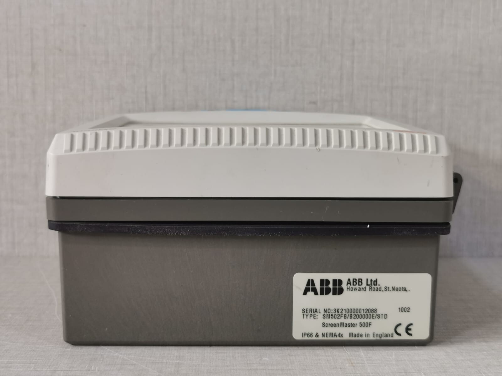 ABB SM502FB/B200000E/STD ABB SM500F FIELD-MOUNT PAPERLESS RECODER SM502FB/B200000E/STD 8