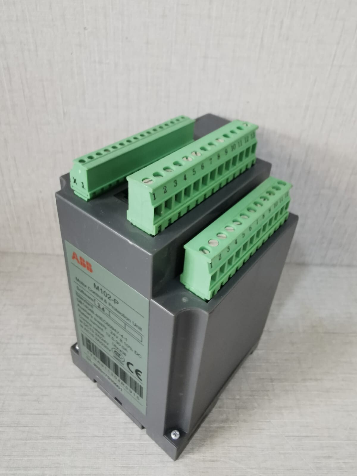 ABB 1TNA911304R0915 ABB M102-P MOTOR CONTROL & PROTECTION UNIT 1TNA911304R0915 SOFTWARE 3.4 9