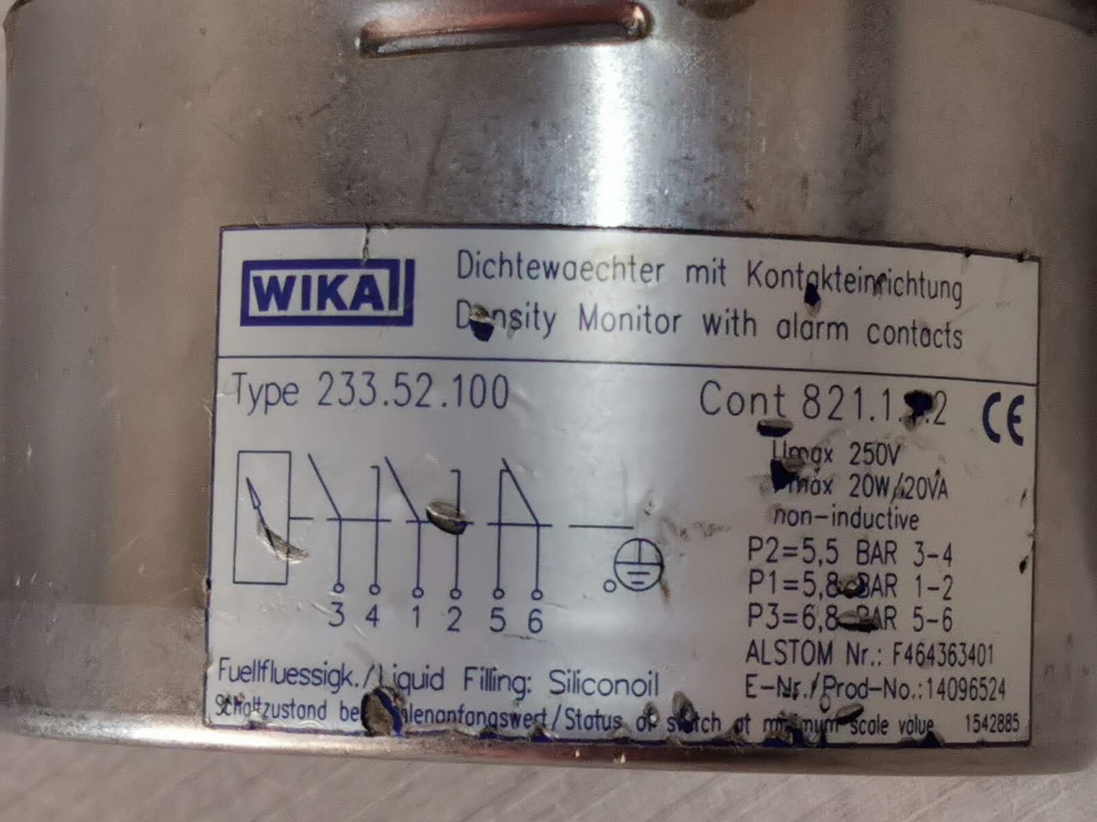 WIKA WIKA-233 WIKA 233.52.100 Density Monitor with Alarm Contacts 821.1.1.2 4