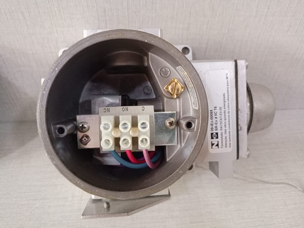 TYCO EX-02 Tyco Thermal Controls RAYSTAT-EX-02 Control Thermostat By Barksdale 6