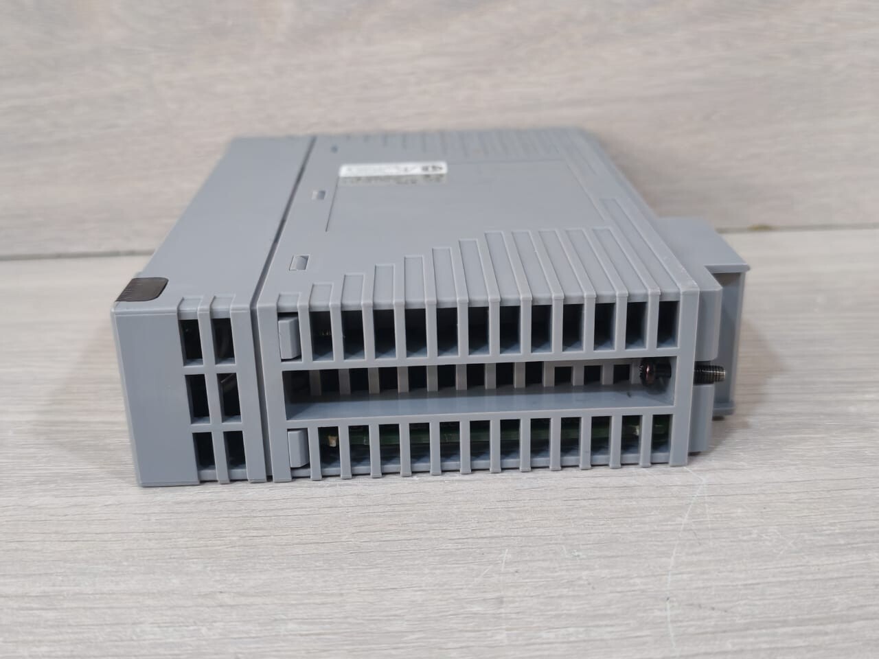 Yokogawa AAI135-S00 YOKOGAWA AAI135-S00 S2 ANALOG INPUT MODULE 7