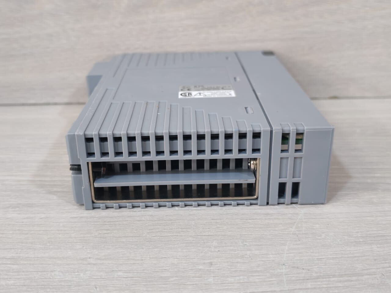 Yokogawa AAI135-S00 YOKOGAWA AAI135-S00 S2 ANALOG INPUT MODULE 8