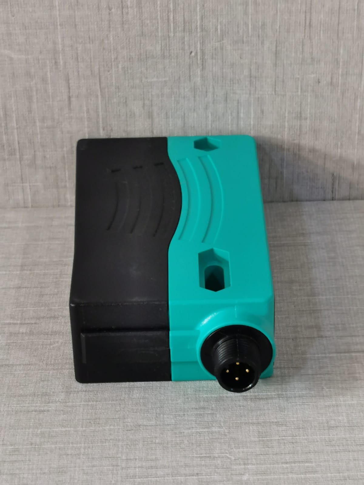 Pepperl+Fuchs RL28-8-H-700-RT-B3B/73C Pepperl+Fuchs RL28-8-H-700-RT-B3B/73c Retroreflective Sensor 134248 9