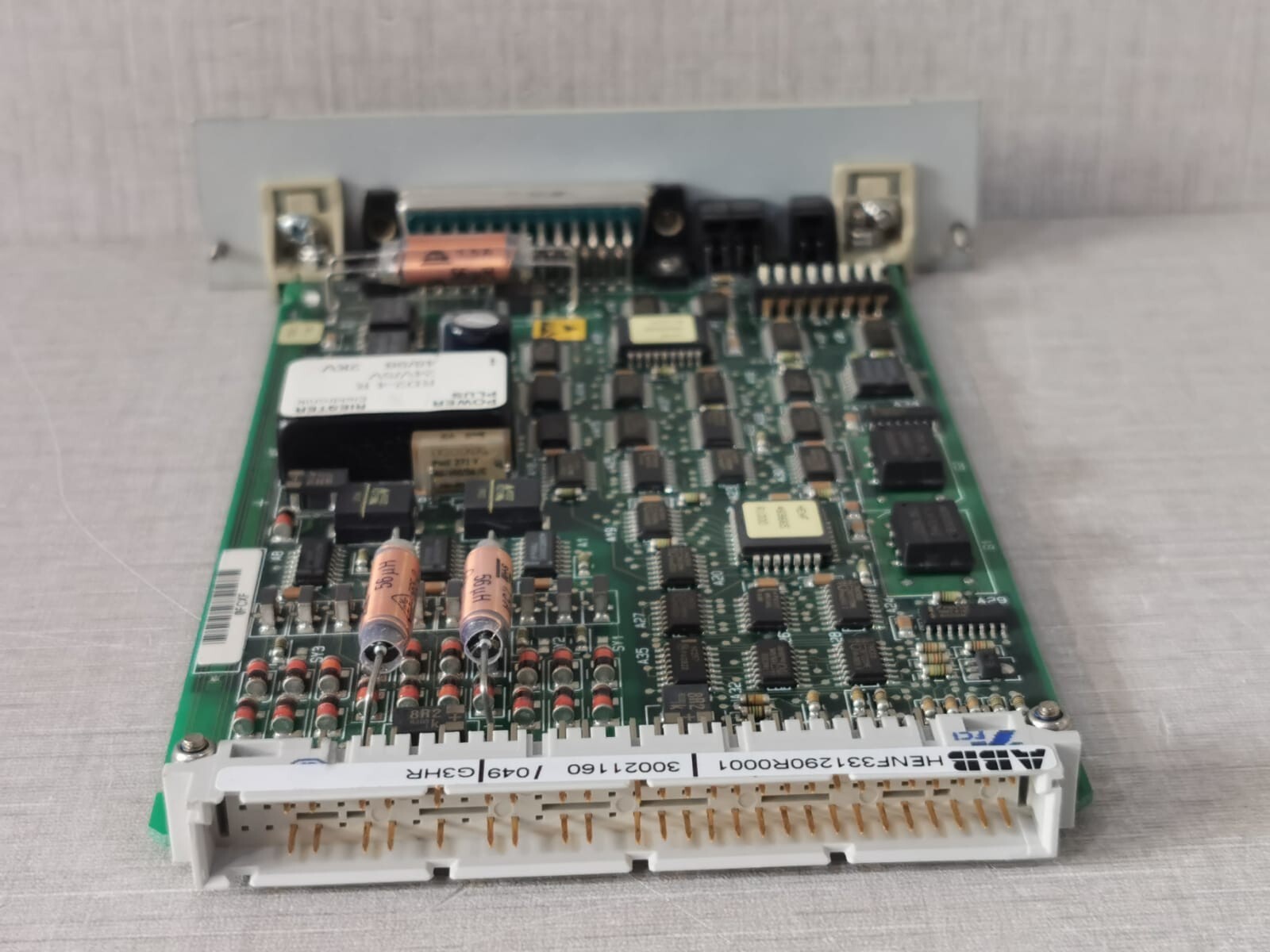 ABB RS-422 ABB RS-422/V.11 HENF331290R0001 G3HR PCB CARD 9