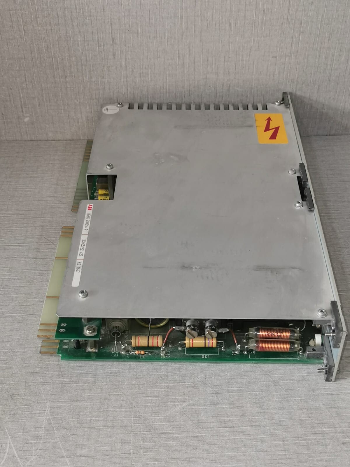 ABB ED1867 ABB ED1867 HESG330016R1 PCB BOARD Input Voltage 220V 5
