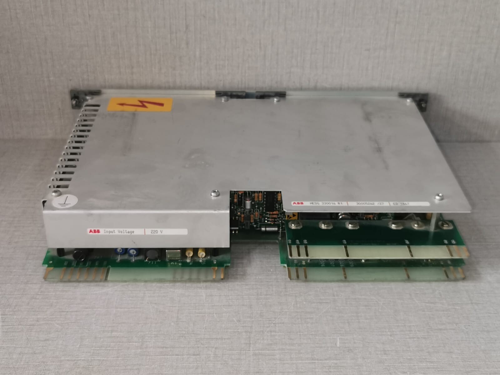 ABB ED1867 ABB ED1867 HESG330016R1 PCB BOARD Input Voltage 220V 6