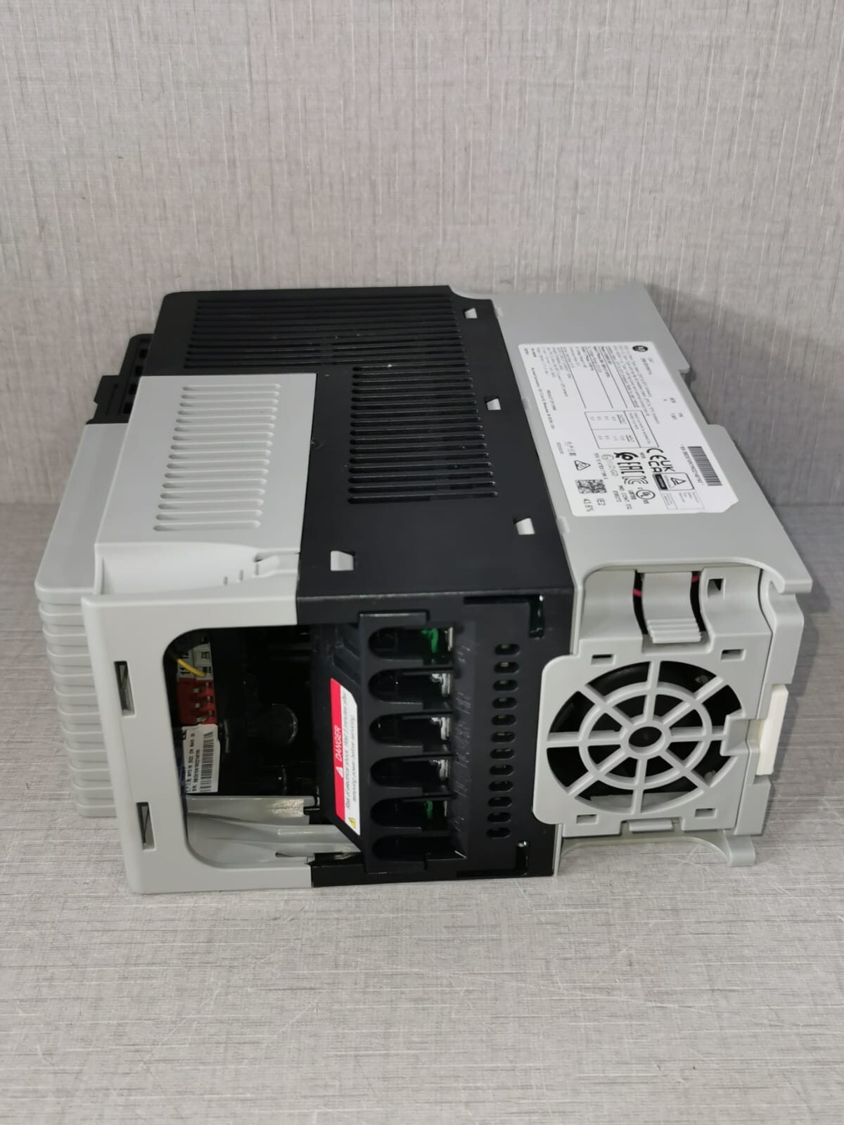 Rockwell Automation D010N114 ALLEN BRADLEY 25B-D010N114 POWERFLEX 525 P/n: 164069 9