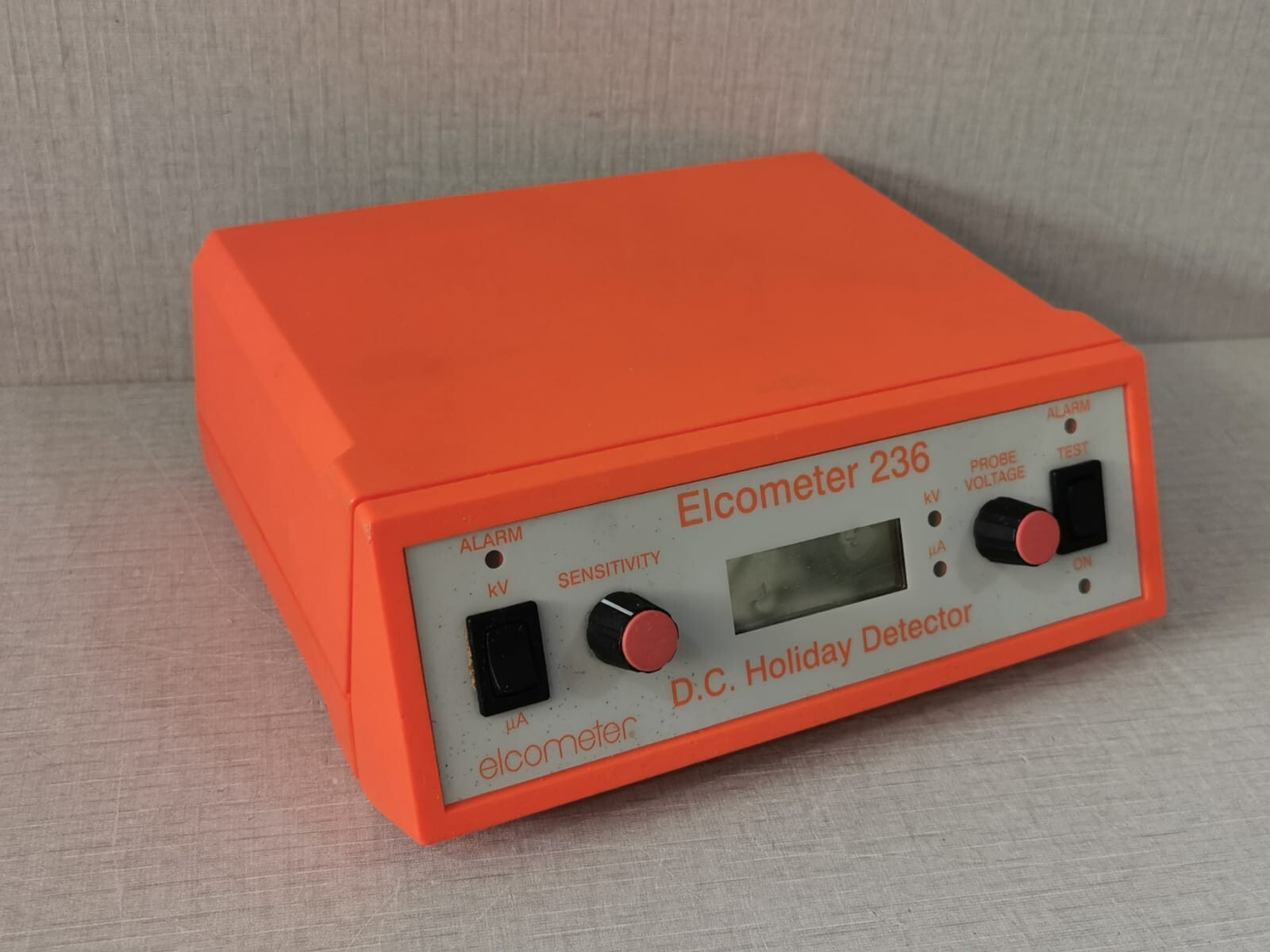 Elcometer PORTABLE Elcometer 236 D.C Portable Holiday Detector 30 KV 8