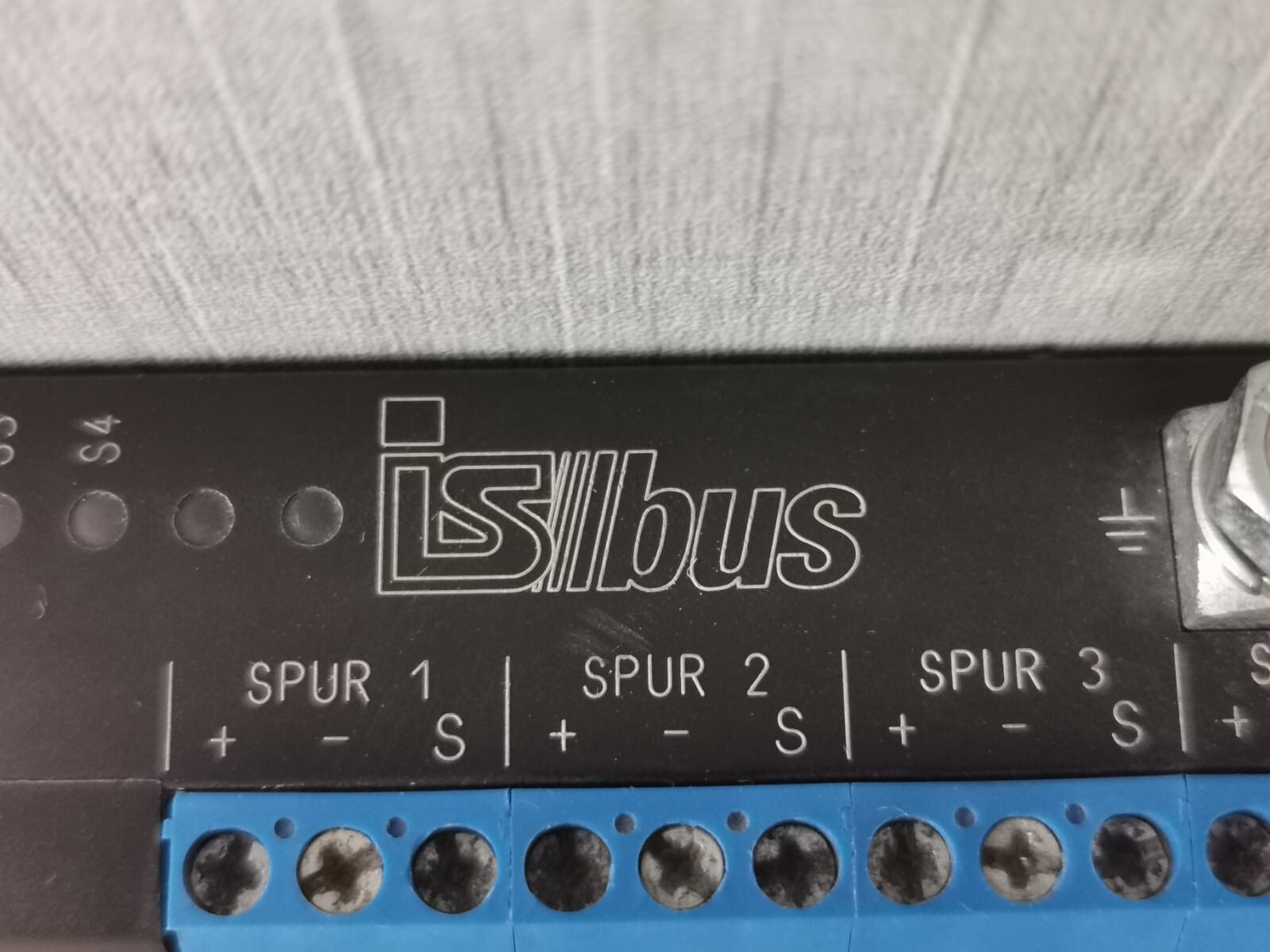 ISbus ISBUS-9411 ISBus 9411/21-210-31 FIELD DEVICE CONTROLLER ZONE 1 3