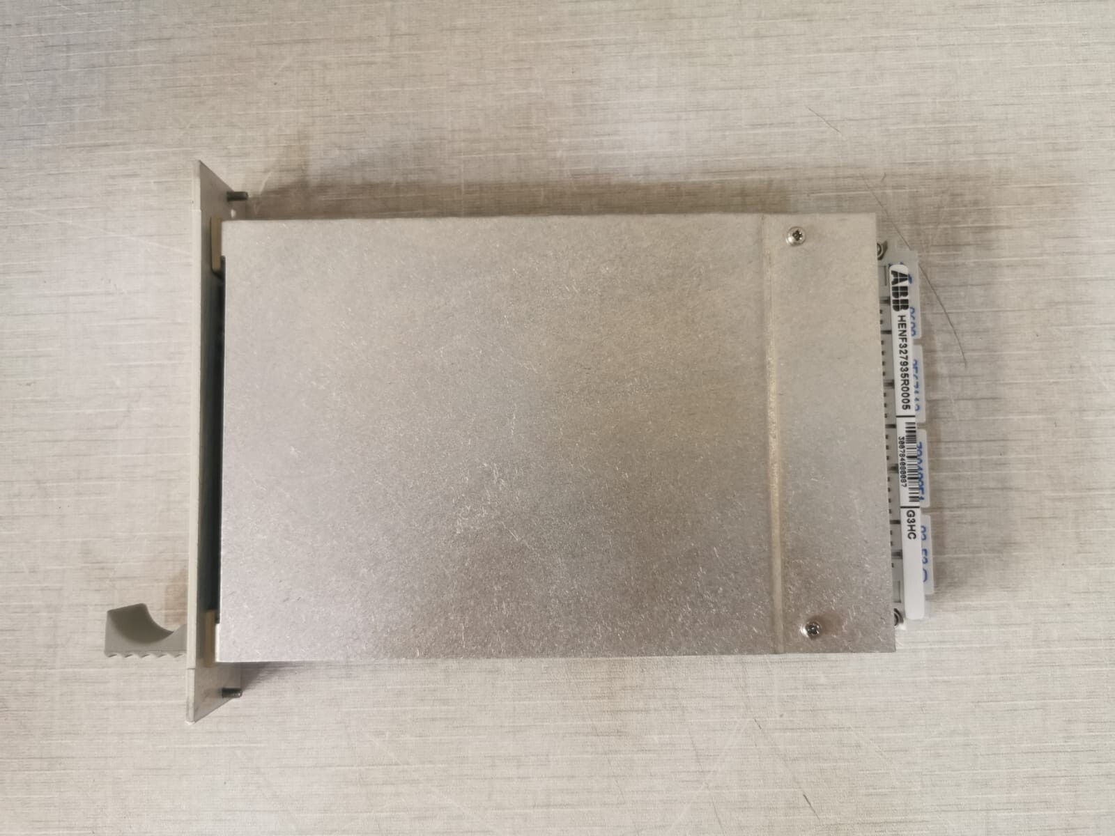 ABB HENF327935R0005 G3HC ABB INTERF 1 HENF327935R0005 G3HC PCB CARD 2