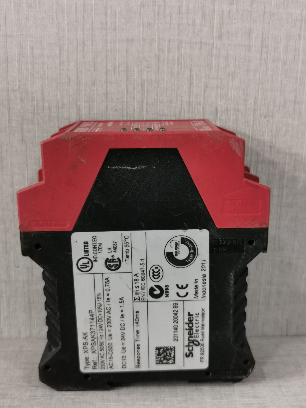 Telemecanique XPSAK371144P SCHNEIDER ELECTRIC /TELEMECANIQUE XPS-AK PREVENTA XPSAK371144P SAFETY RELAY 4
