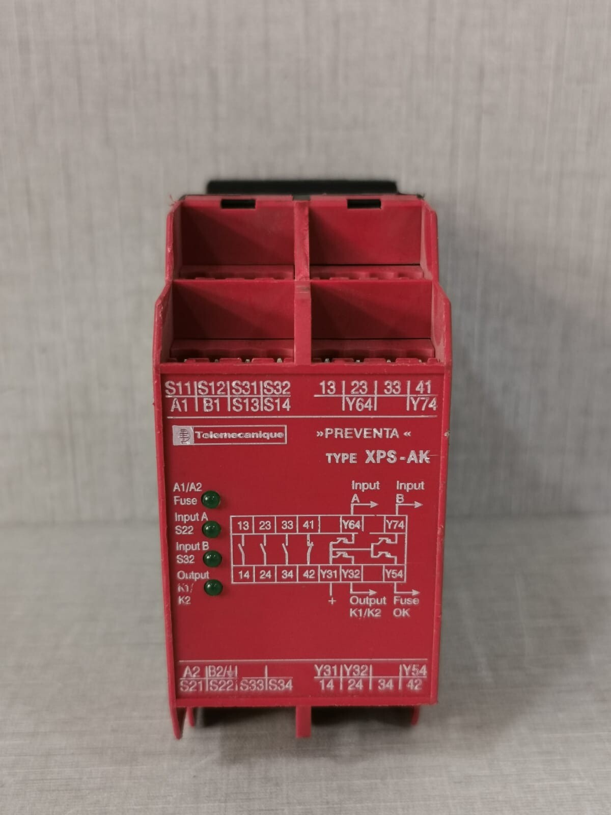 SCHNEIDER ELECTRIC /TELEMECANIQUE XPS-AK PREVENTA XPSAK371144P SAFETY RELAY