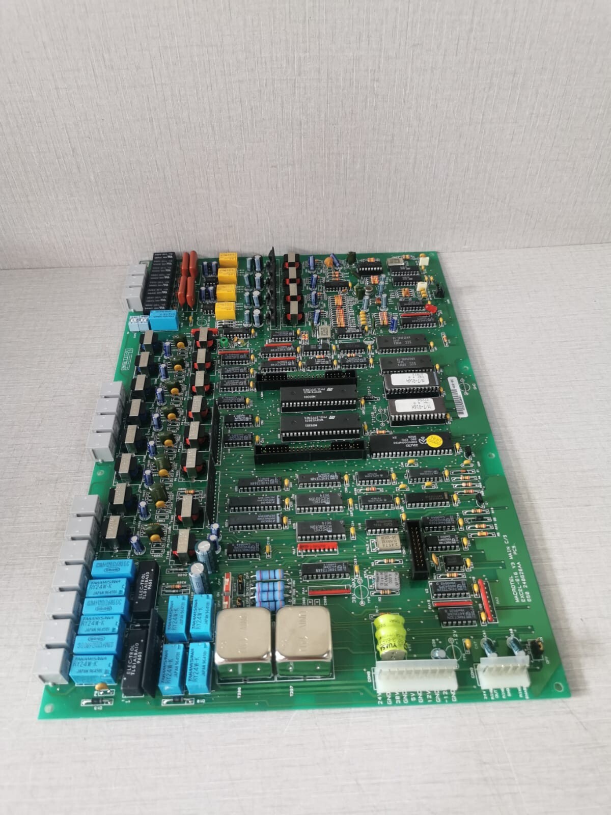 Macrotel 650 240626AA/ GA41-10497A Macrotel EXCEL-816 650 240626AA/ GA41-10497A Mother Board 7