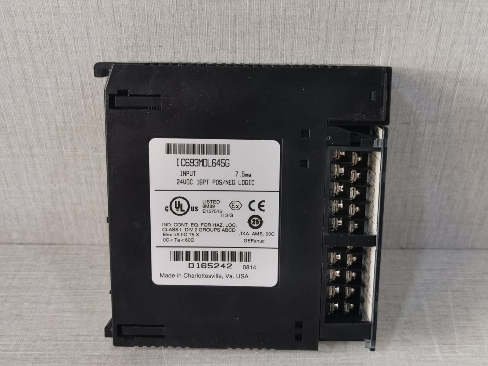 GE Fanuc IC693MDL645G GE FANUC IC693MDL645G 24VDC 16PT POS/NEG LOGIC- WITH SCRATCHED AND 5