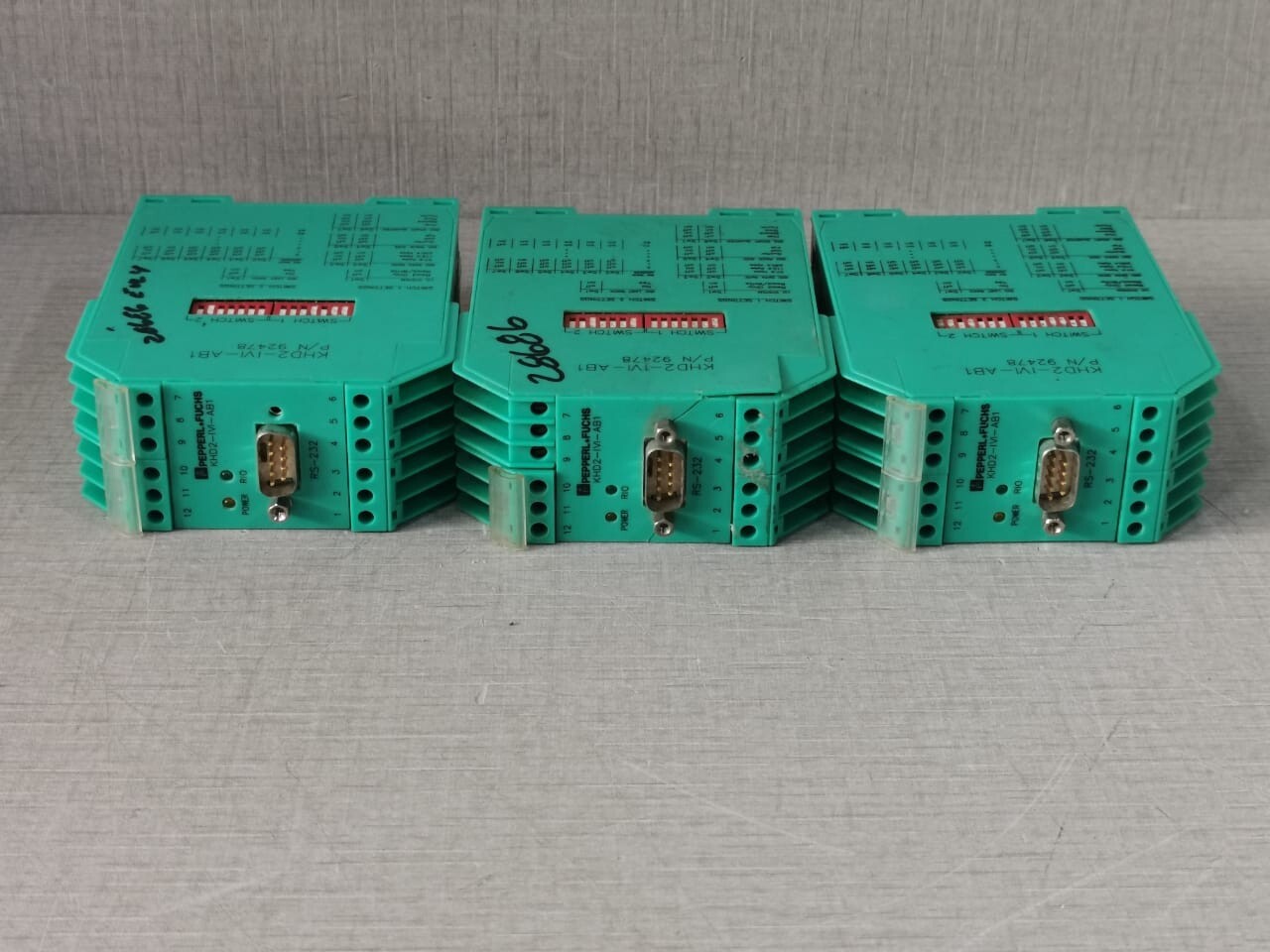 PEPPERL+FUCHS PN- 92478 PEPPERL+FUCHS KHD2-IVI-AB1 PN- 92478 BUS COUPLER 10