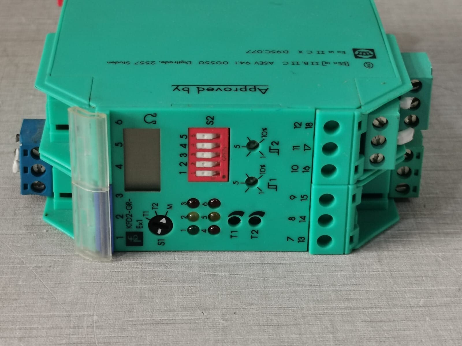 PEPPERL & FUCHS PN- 34231 PEPPERL & FUCHS KFD2-GR-EX1 PN- 34231 TEMPERATURE CONVERTER 5