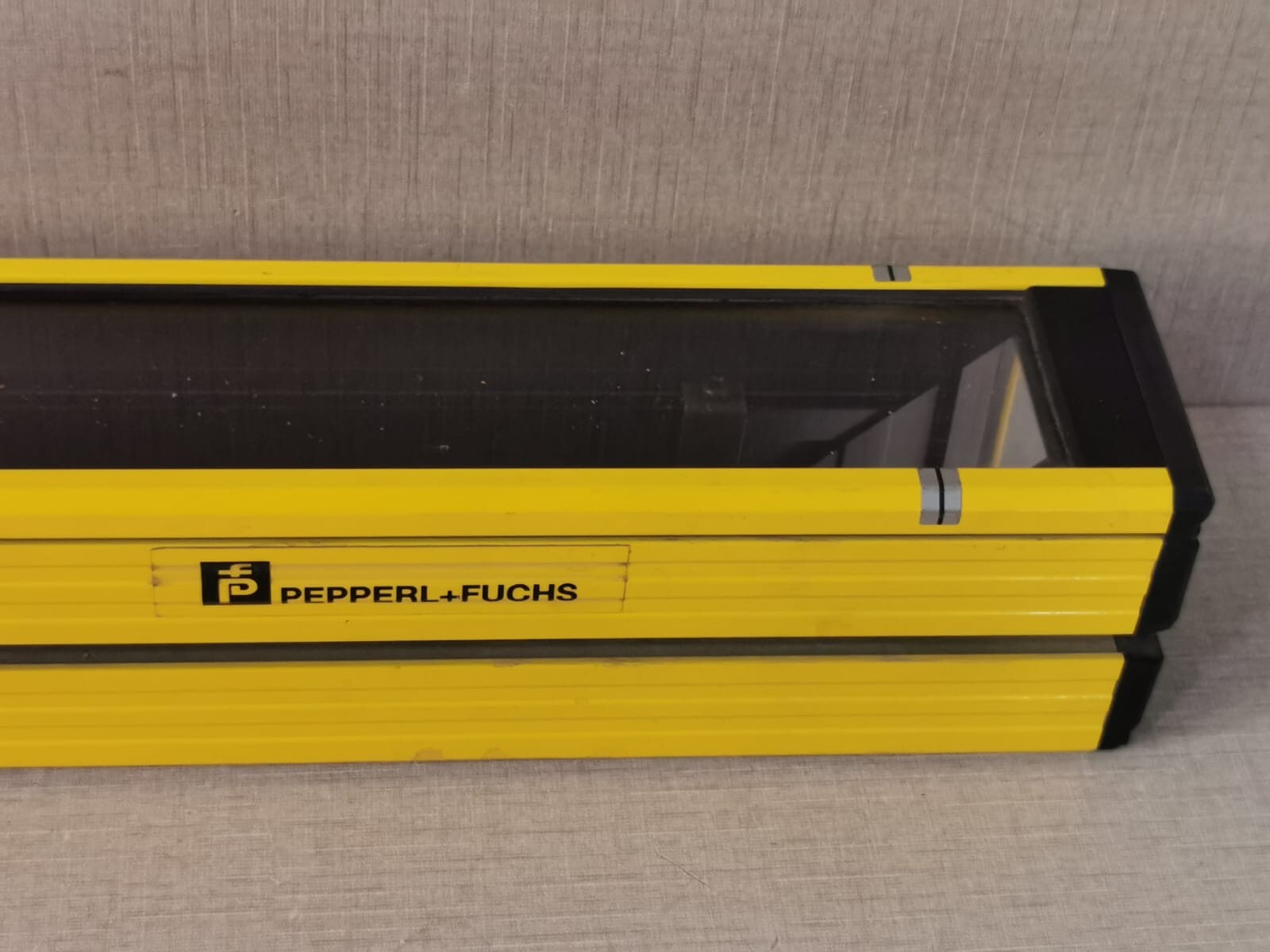 Pepperl+Fuchs 417785 Pepperl+Fuchs SLP8-2-M Deviation Mirror P/n: 417785 5
