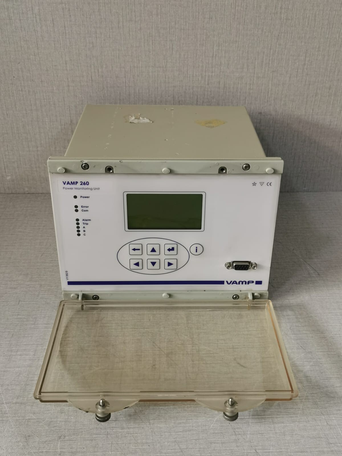 VAMP LTD. VAMP260-011094 VAMP LTD. VAMP 260 POWER MONITORING UNIT VAMP260-011094 5