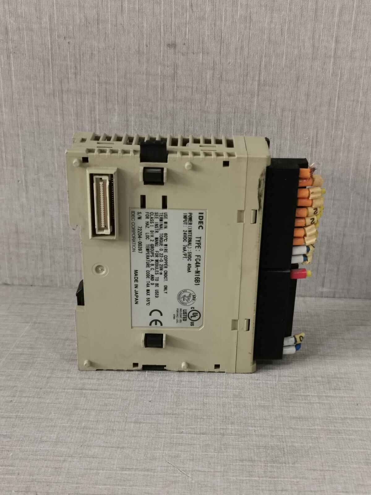 IDEC FC4A-N16B1 IDEC FC4A-N16B1 PLC MODULE 5VDC 4mA 24VDC 2