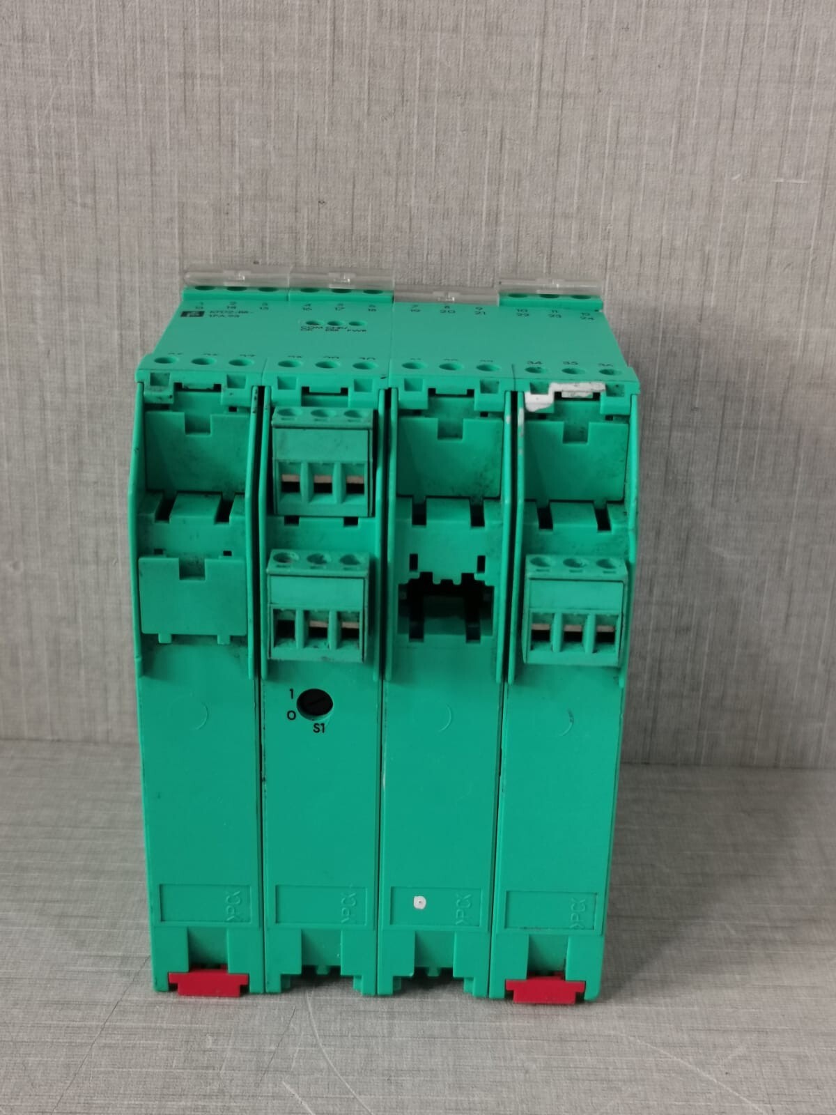 PEPPERL+FUCHS 44765 PEPPERL+FUCHS KFD2-BR-1.PA.93 TRANSFORMER ISOLATED AMPIFIER 44765 7