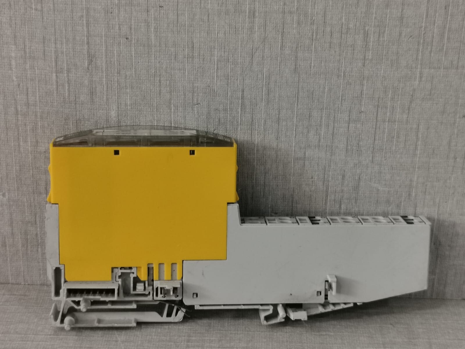 Pilz 312401 PILZ PSSu E S 4DI-D DIGITAL INPUT MODULE 312401 6