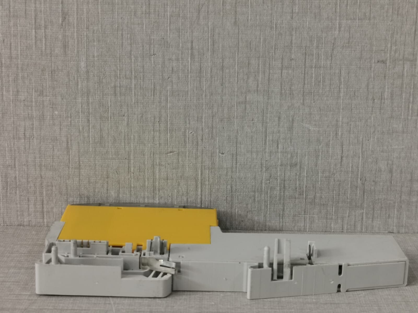 Pilz 312401 PILZ PSSu E S 4DI-D DIGITAL INPUT MODULE 312401 10