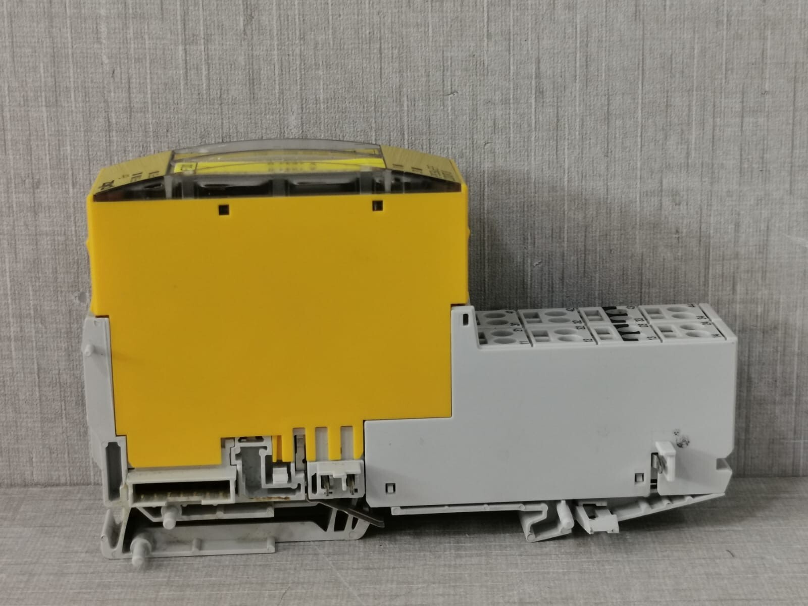 Pilz 312225 PILZ PSSu E F 2DOR 8 SAFETY MODULE 312225 6