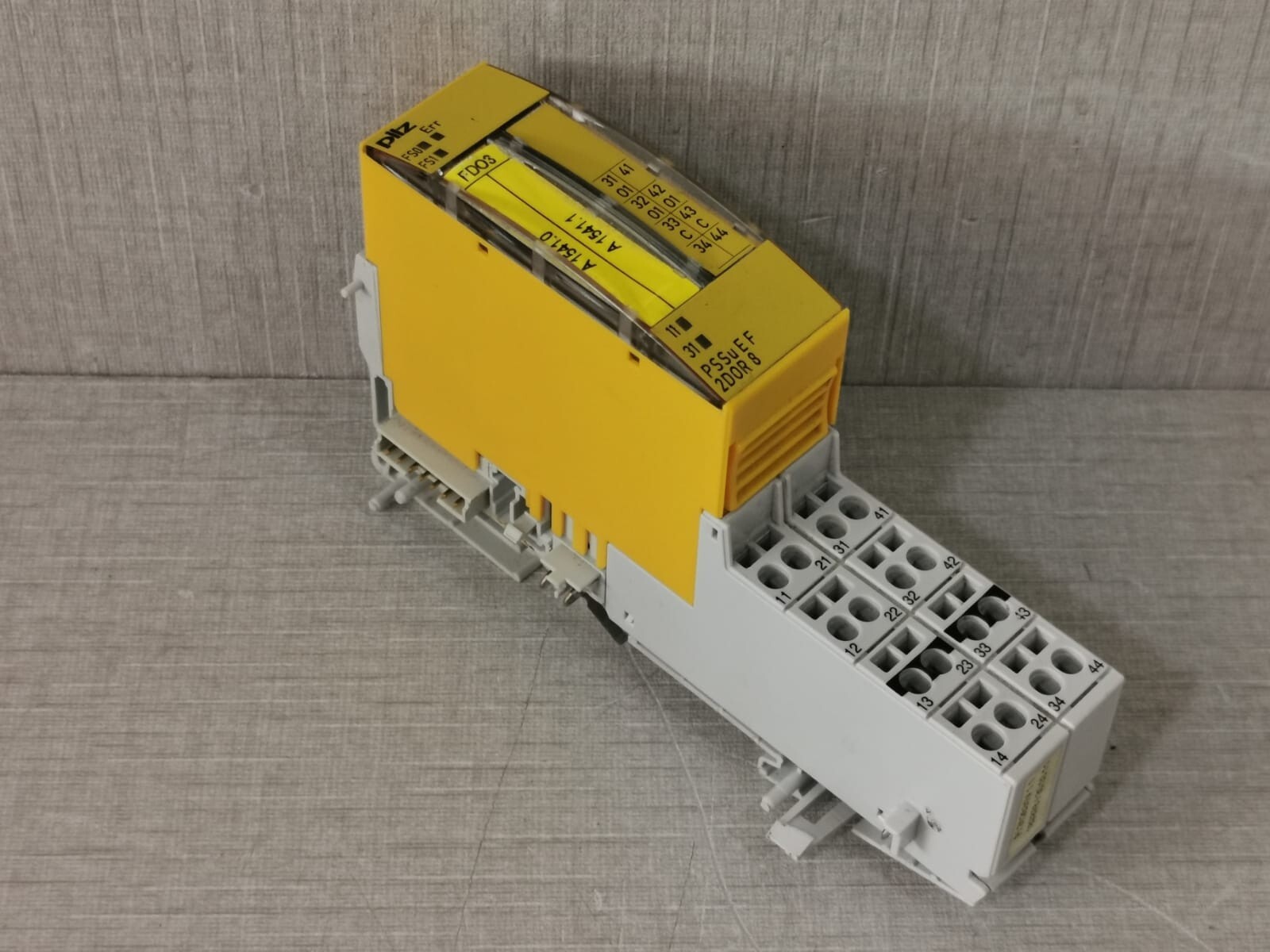 Pilz 312225 PILZ PSSu E F 2DOR 8 SAFETY MODULE 312225 9