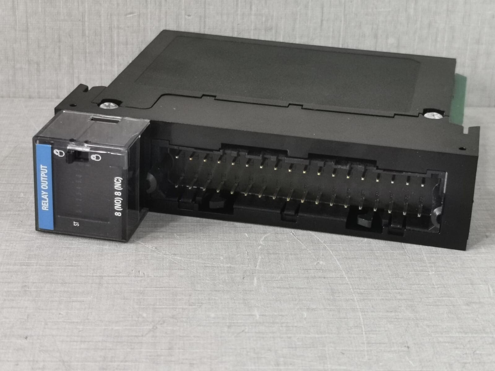 Honeywell TK-ORC081 REV M01 F/W REV 3.2 HONEYWELL TK-ORC081 REV M01 F/W REV 3.2 RELAY OUTPUT 8 NO 8 NC AC C300/DC 5