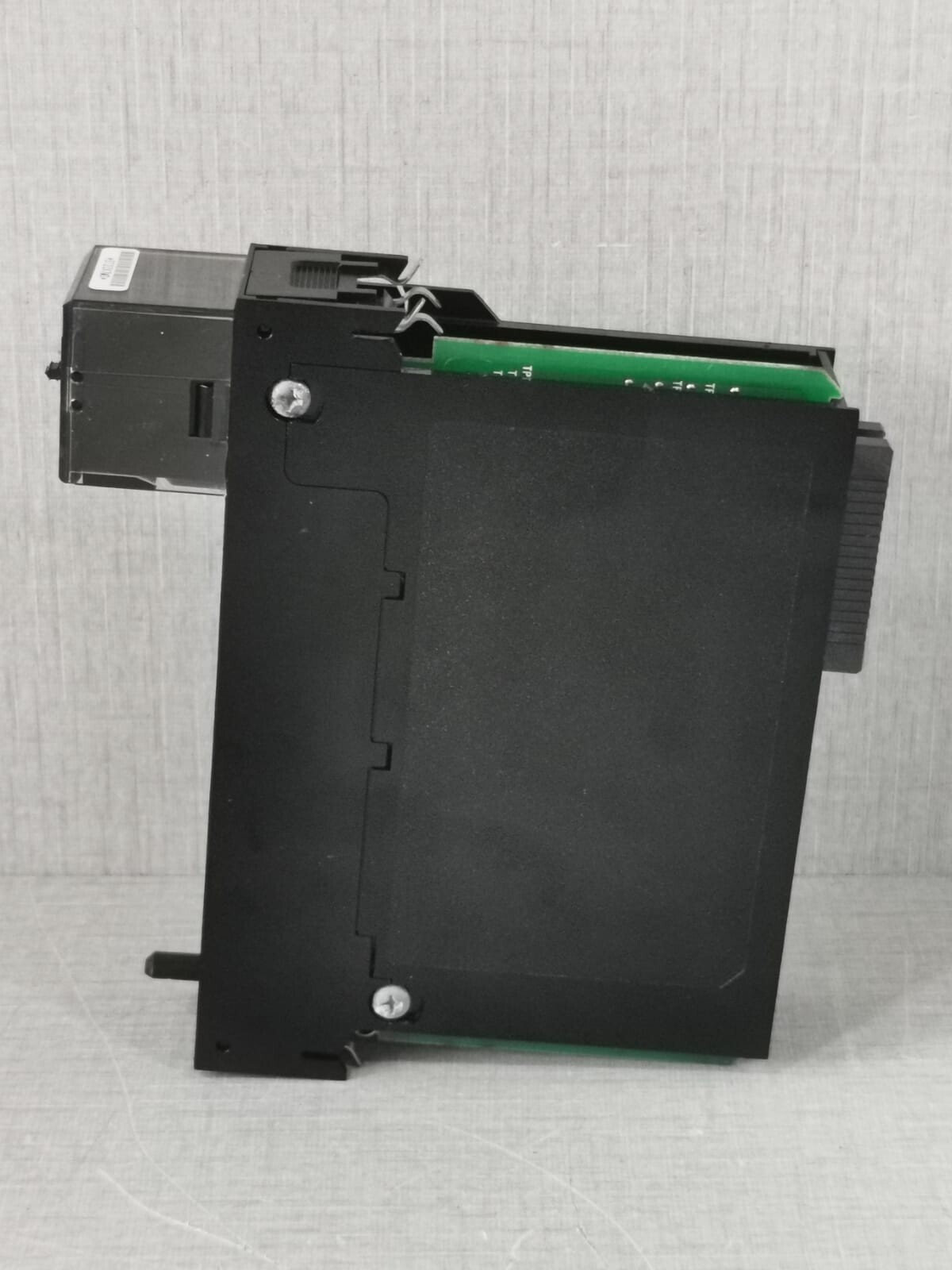 Honeywell TK-ORC081 REV M01 F/W REV 3.2 HONEYWELL TK-ORC081 REV M01 F/W REV 3.2 RELAY OUTPUT 8 NO 8 NC AC C300/DC 6