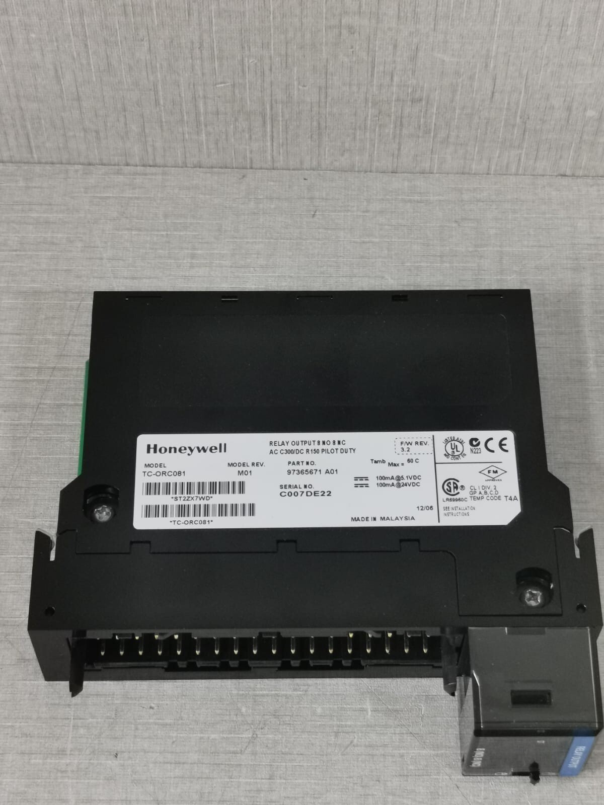 Honeywell TK-ORC081 REV M01 F/W REV 3.2 HONEYWELL TK-ORC081 REV M01 F/W REV 3.2 RELAY OUTPUT 8 NO 8 NC AC C300/DC 9