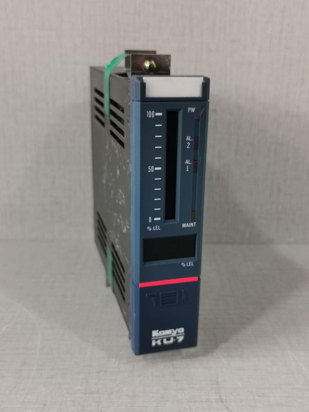 KOMYO KU-7 KOMYO KU-7 GAS DETECTOR ALARM SYSTEM 4