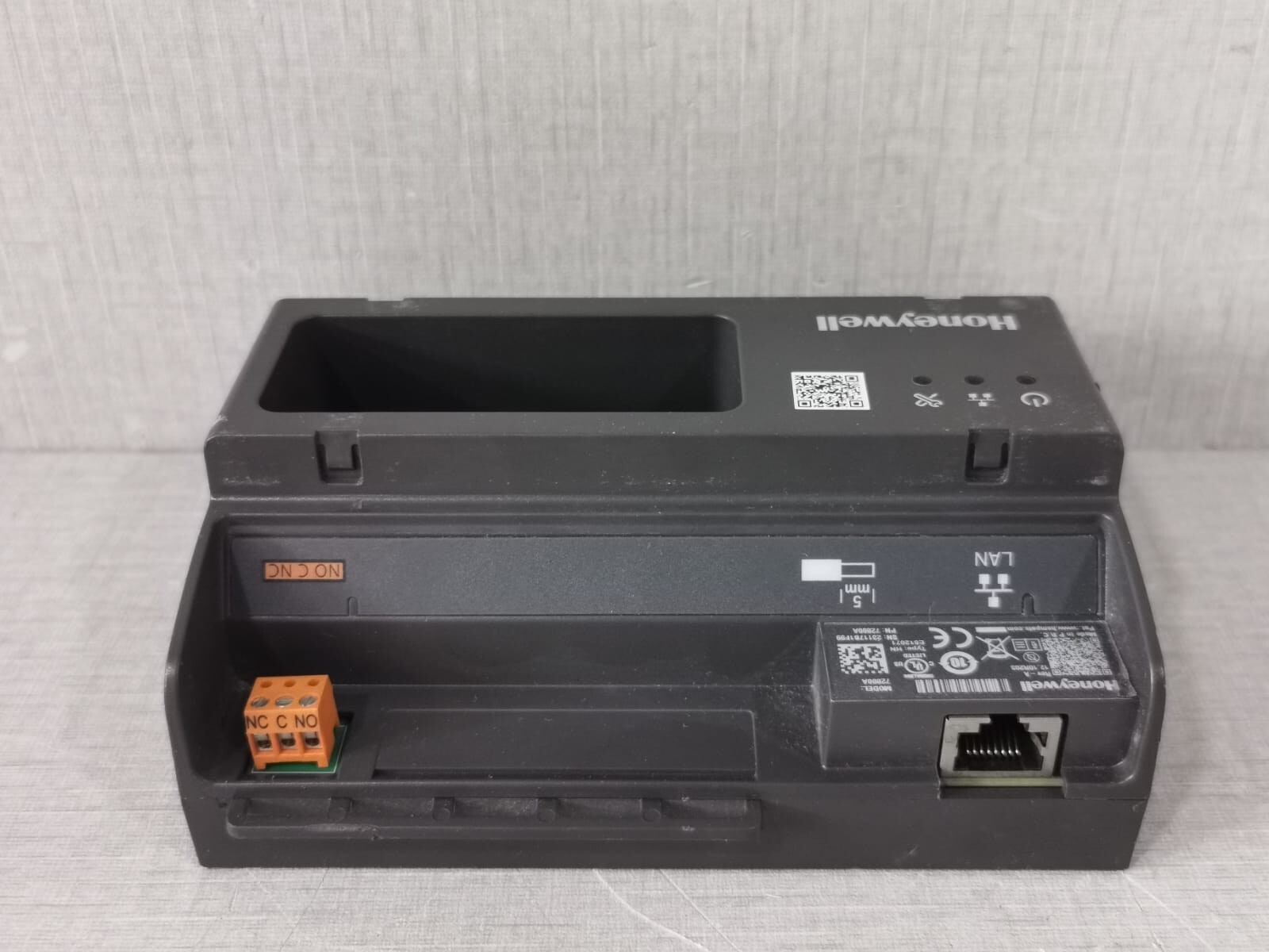 Honeywell 72800A HONEYWELL 72800A SYSTEVO CONTROL IP+ CENTRAL UNIT 8