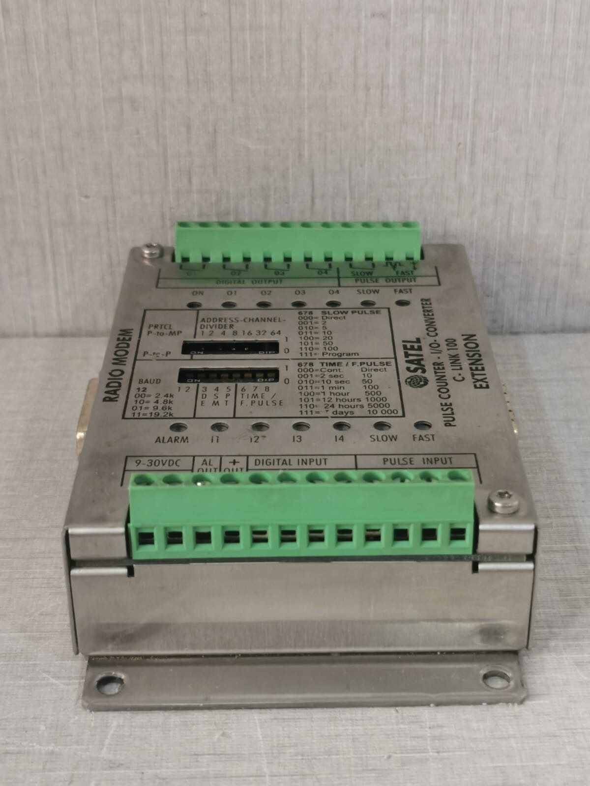SATEL C-LINK 100 SATEL C-LINK 100 EXTENSION RADIO MODEM PULSE COUNTER-I/O CONVERTER 9