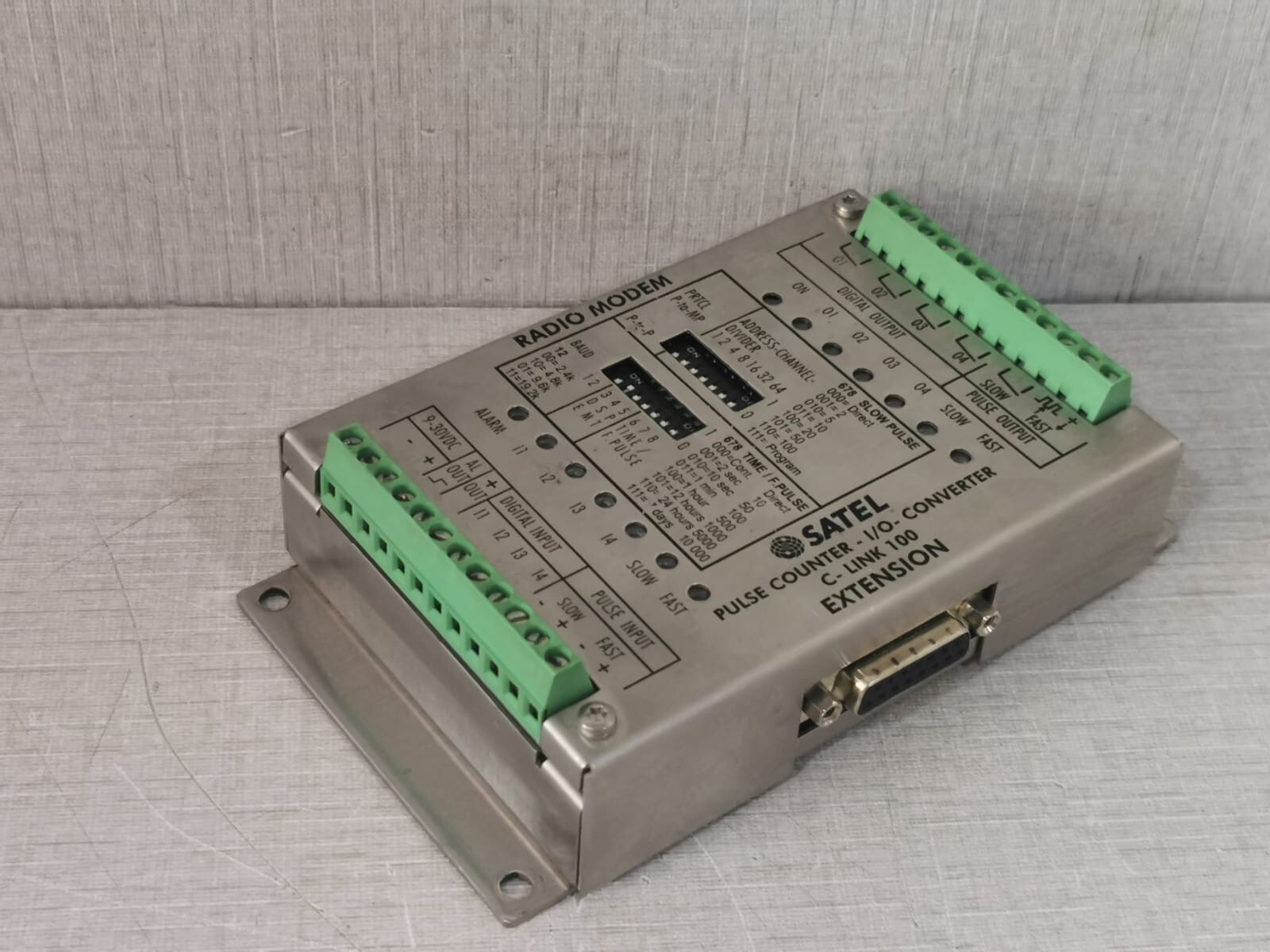 SATEL C-LINK 100 SATEL C-LINK 100 EXTENSION RADIO MODEM PULSE COUNTER-I/O CONVERTER 10